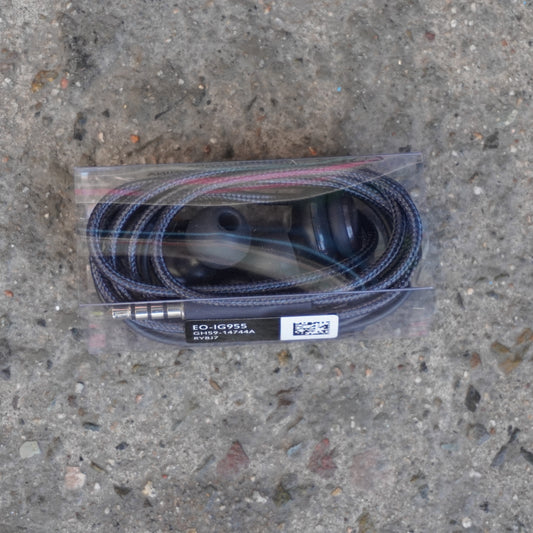 AUDIFONO CON CABLE 3.5MM